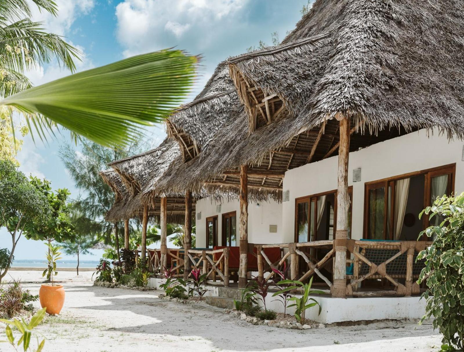 Bahati Sunset Bungalows Michamvi ภายนอก รูปภาพ