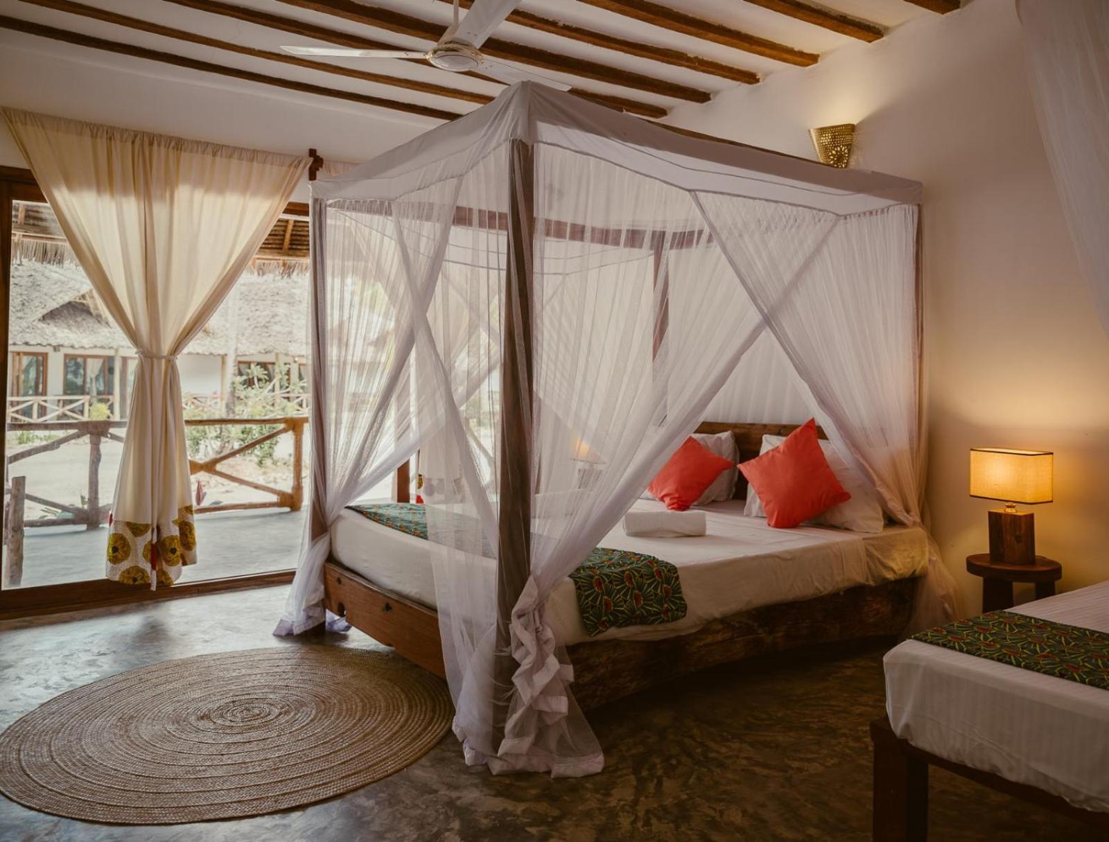 Bahati Sunset Bungalows Michamvi ภายนอก รูปภาพ